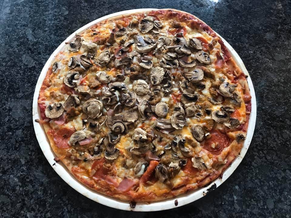 Shadow Pizza | meal takeaway | 432 MN-6, Outing, MN 56662, USA | 2187925859 OR +1 218-792-5859