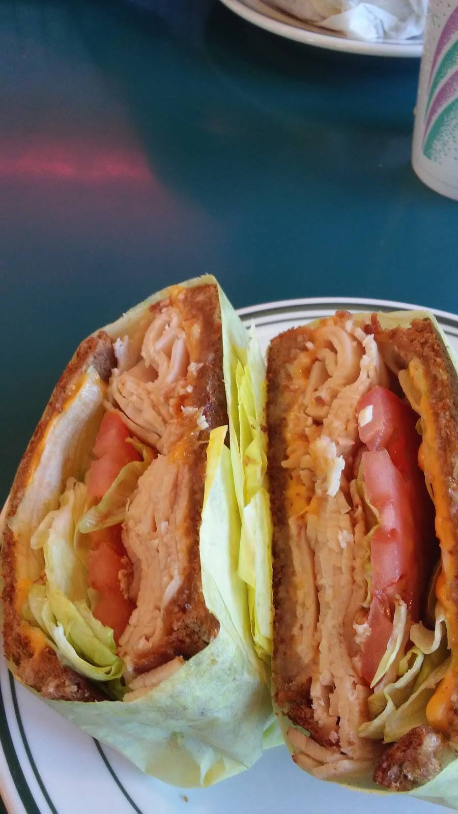 Johns Place | restaurant | 171 E First St, Tustin, CA 92780, USA | 7148388391 OR +1 714-838-8391