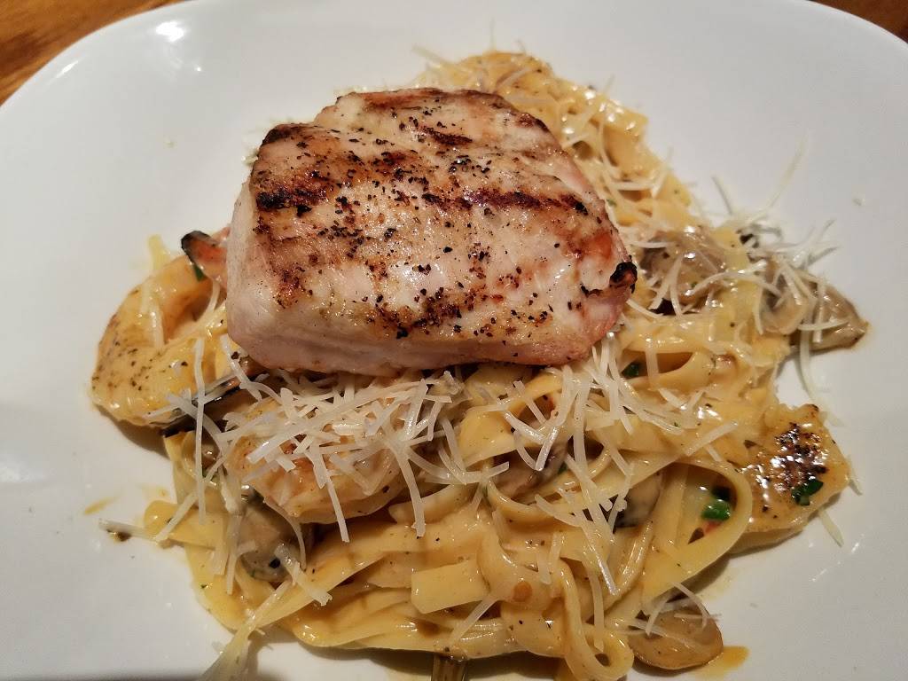 Outback Steakhouse | restaurant | 12400 - B Amargosa Rd, Victorville, CA 92392, USA | 7609621003 OR +1 760-962-1003