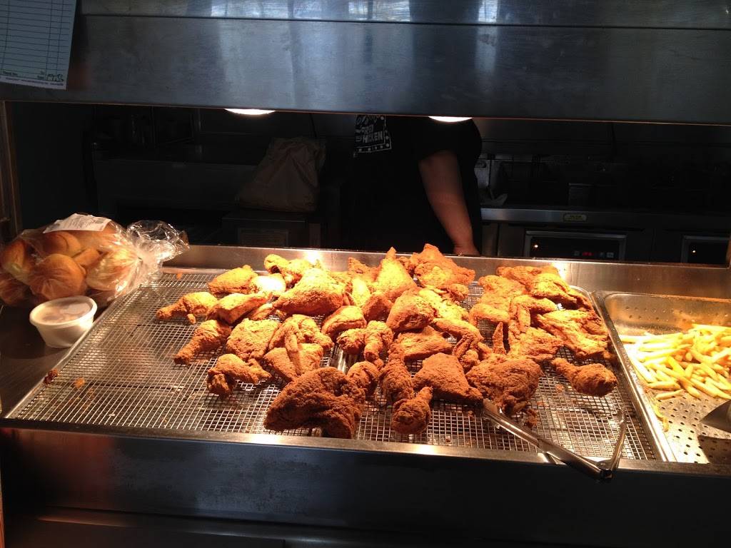 Louisiana Famous Fried Chicken | restaurant | 1043 E Ave. J, Lancaster, CA 93535, USA | 6619518300 OR +1 661-951-8300