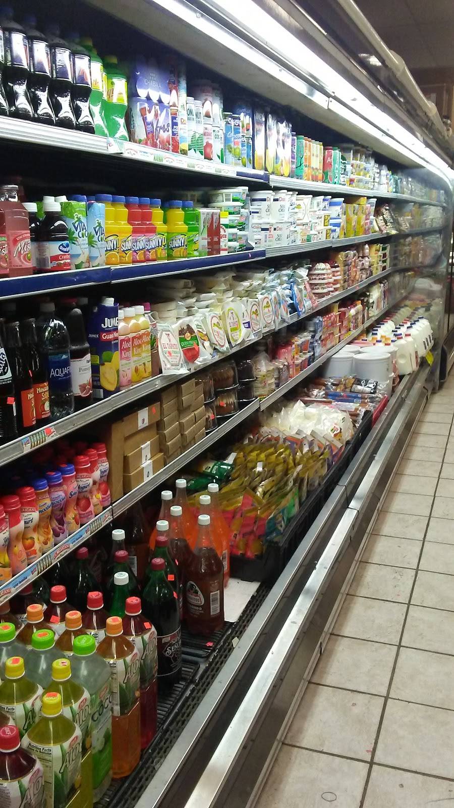 Macias Produce | restaurant | 8933 S Commercial Ave, Chicago, IL 60617, USA | 7739337651 OR +1 773-933-7651