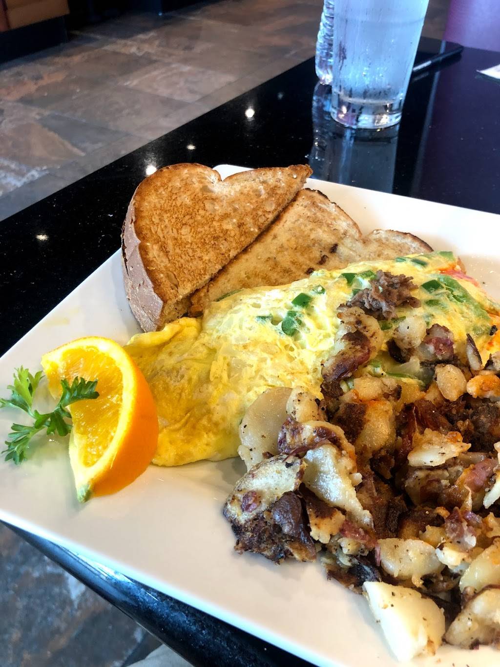 Kekes Breakfast Cafe | restaurant | 7949 Dani Dr suite 100, Fort Myers, FL 33966, USA | 2392269500 OR +1 239-226-9500