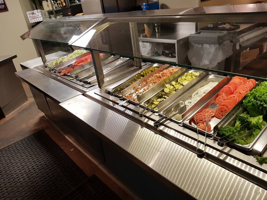 Fuddruckers | restaurant | 1100 Louisiana St a080, Houston, TX 77002, USA | 7135881769 OR +1 713-588-1769