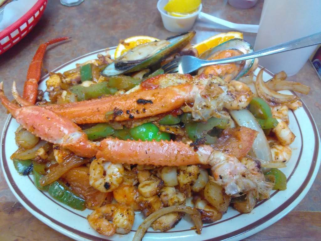 El Marisquero Authentic Mxcn | restaurant | 601 Tully Rd, Modesto, CA 95350, USA | 2095240891 OR +1 209-524-0891