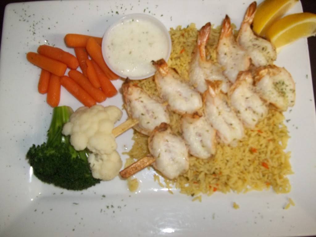 LAutentico | restaurant | 111 Boulevard Dr Albiny Paquette, Mont-Laurier, QC J9L 1J2, Canada | 8196233555 OR +1 819-623-3555