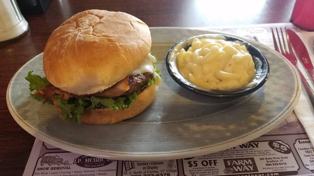 Everybuddys Casual Dining | restaurant | 774 Main St, Lyndonville, VT 05851, USA | 8026268685 OR +1 802-626-8685