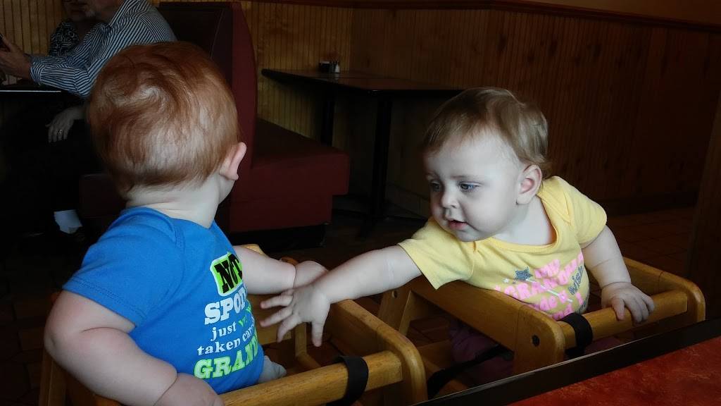 China Wok | restaurant | 1119 Vandalia Rd, Hillsboro, IL 62049, USA | 2175325525 OR +1 217-532-5525