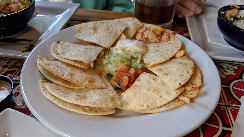 Chilis Grill & Bar | meal takeaway | 700 Ronald Reagan Dr, Evans, GA 30809, USA | 7068603464 OR +1 706-860-3464