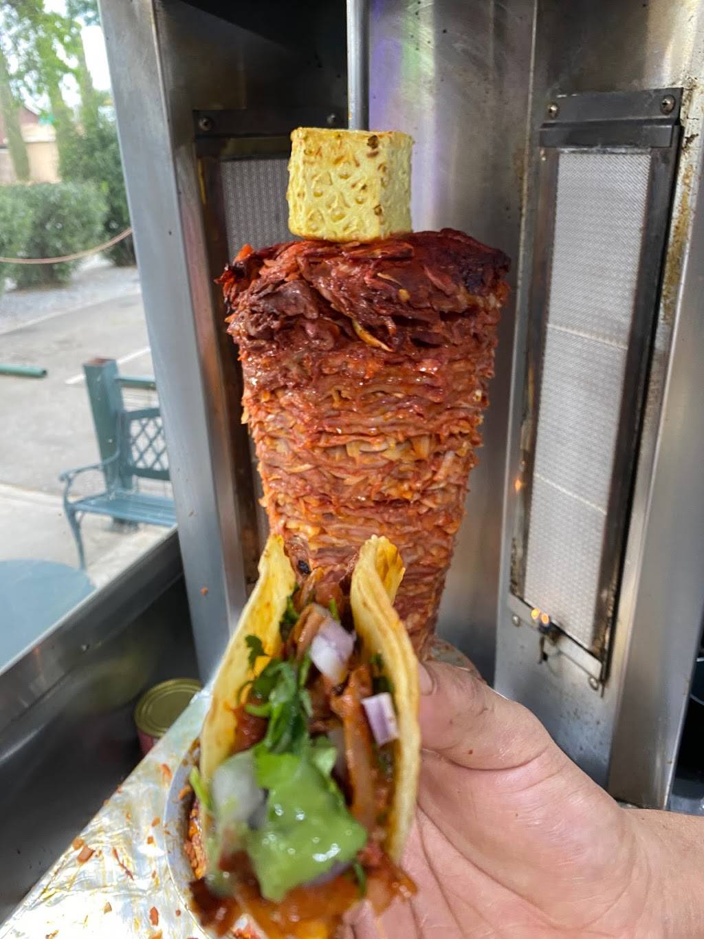 Taquitos la bombonera 2 | restaurant | 1110 Gum Ave, Woodland, CA 95776, USA | 7073664015 OR +1 707-366-4015