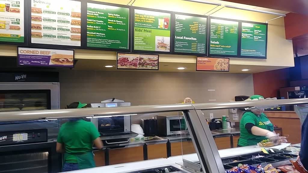 Subway Restaurants | restaurant | Stone Creek Village Shopping Center, 461 Canyon Del Rey Blvd, Monterey, CA 93940, USA | 8312753000 OR +1 831-275-3000