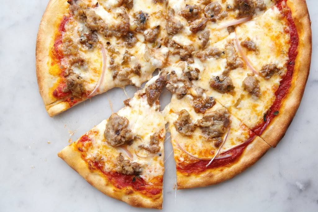 Azzurro Pizzeria e Enoteca | restaurant | 1260 Main St, Napa, CA 94559, USA | 7072555552 OR +1 707-255-5552