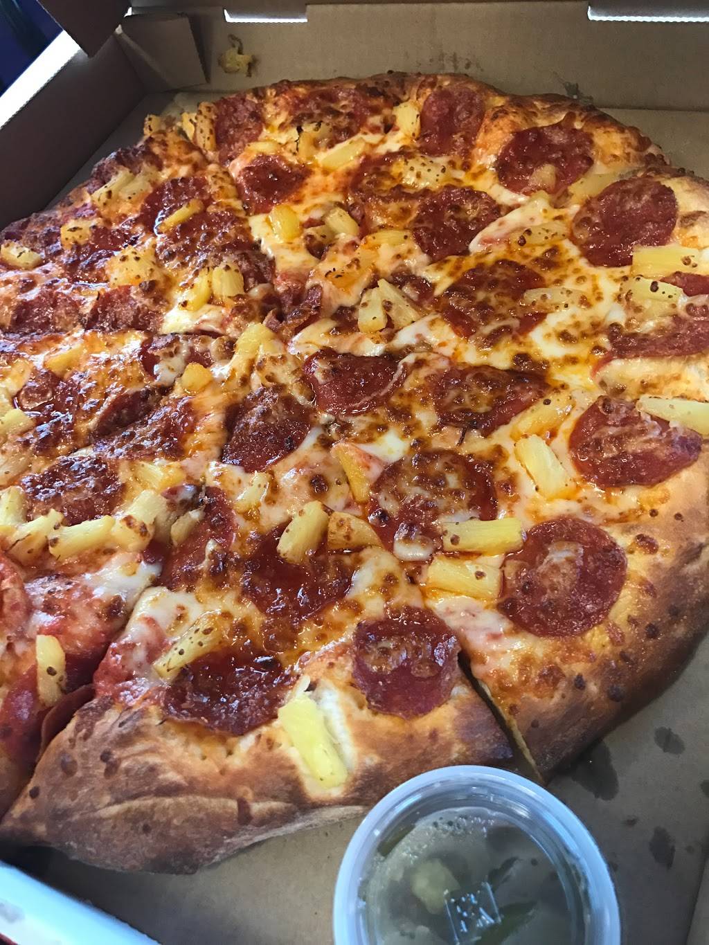 Royal Pizza | restaurant | 13666 Oxnard St, Van Nuys, CA 91401, USA | 8187821211 OR +1 818-782-1211