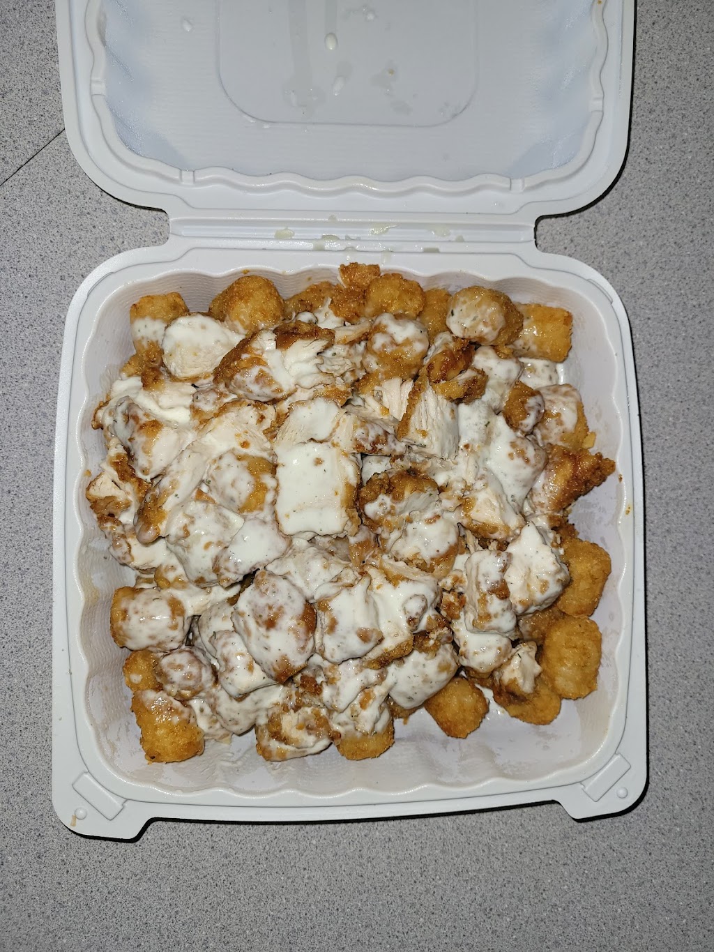 Kikis Chicken Place | restaurant | 6635 Madison Ave, Carmichael, CA 95608, USA | 9169666681 OR +1 916-966-6681