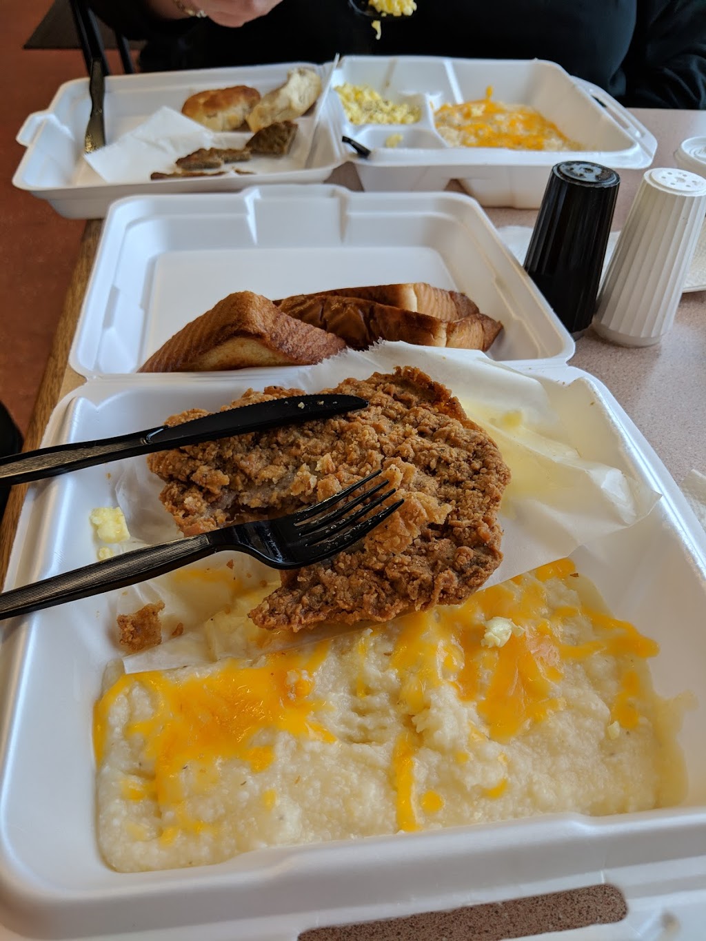 Soul Heaven Cafe & Catering | restaurant | 3365 Moffett Rd Suite A, Mobile, AL 36607, USA | 2514700852 OR +1 251-470-0852