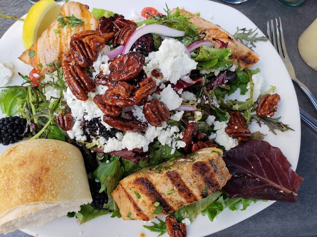 Beachside Bar-Cafe | restaurant | 5905 Sandspit Rd, Goleta, CA 93117, USA | 8059647881 OR +1 805-964-7881