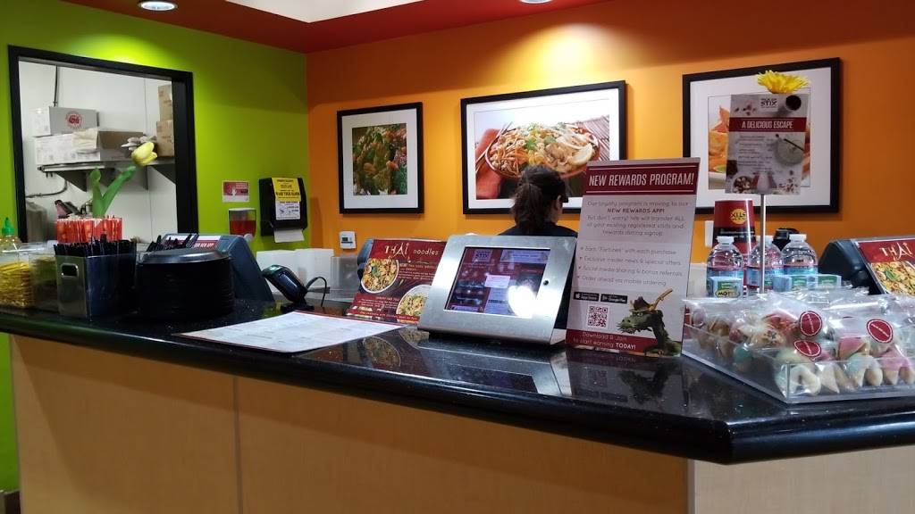 Pick Up Stix Fresh Asian Flavors | restaurant | 5576 E Santa Ana Canyon Rd, Anaheim, CA 92807, USA | 7149749777 OR +1 714-974-9777