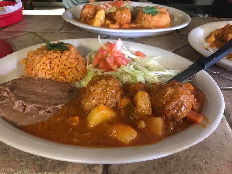 El Sabrosito de Jalisco | restaurant | 4127 Naco Perrin Blvd, San Antonio, TX 78217, USA | 2102298440 OR +1 210-229-8440