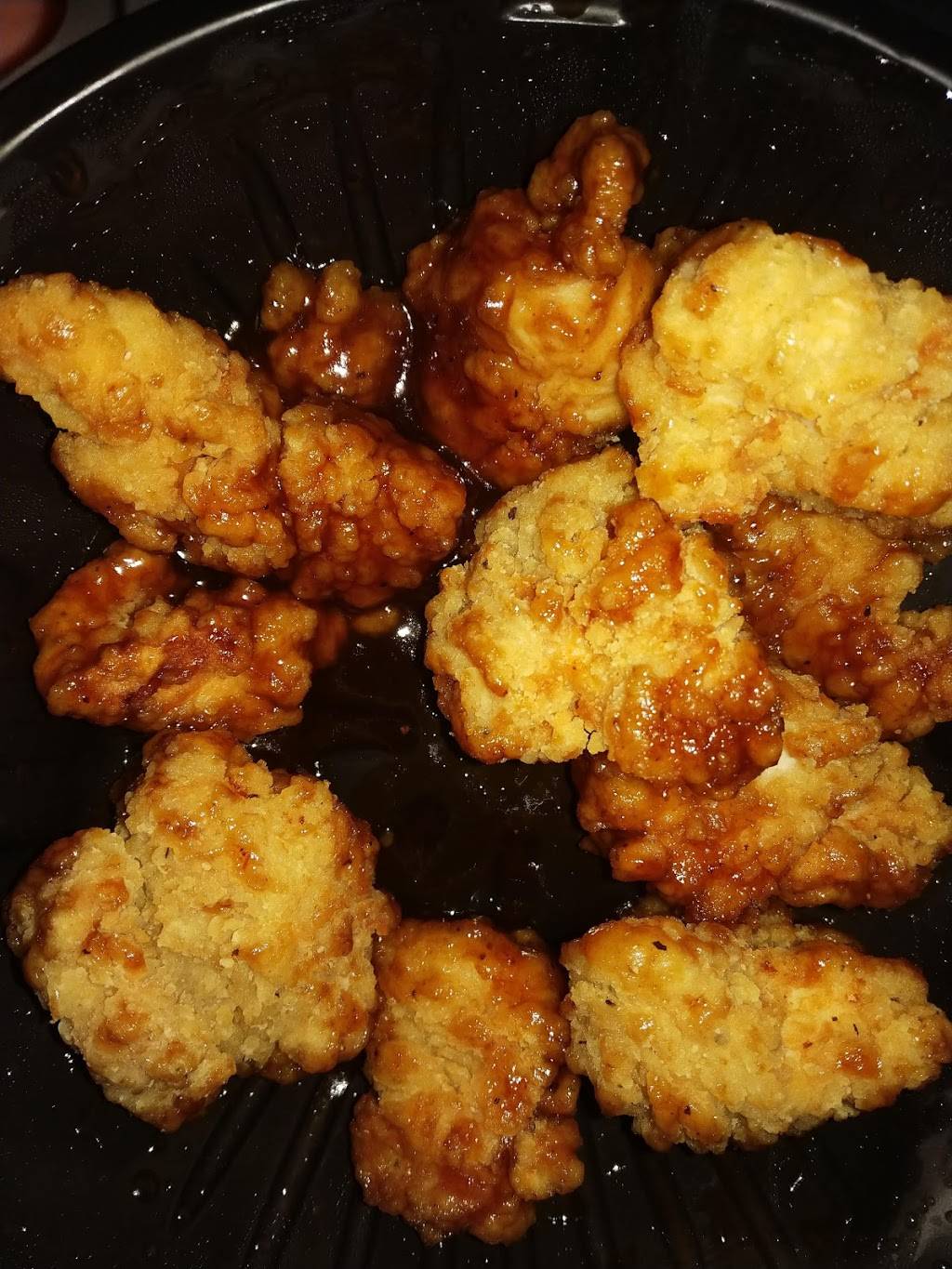 Pizza Hut | restaurant | 5121 N Hamilton Rd, Columbus, OH 43230, USA | 6144709972 OR +1 614-470-9972