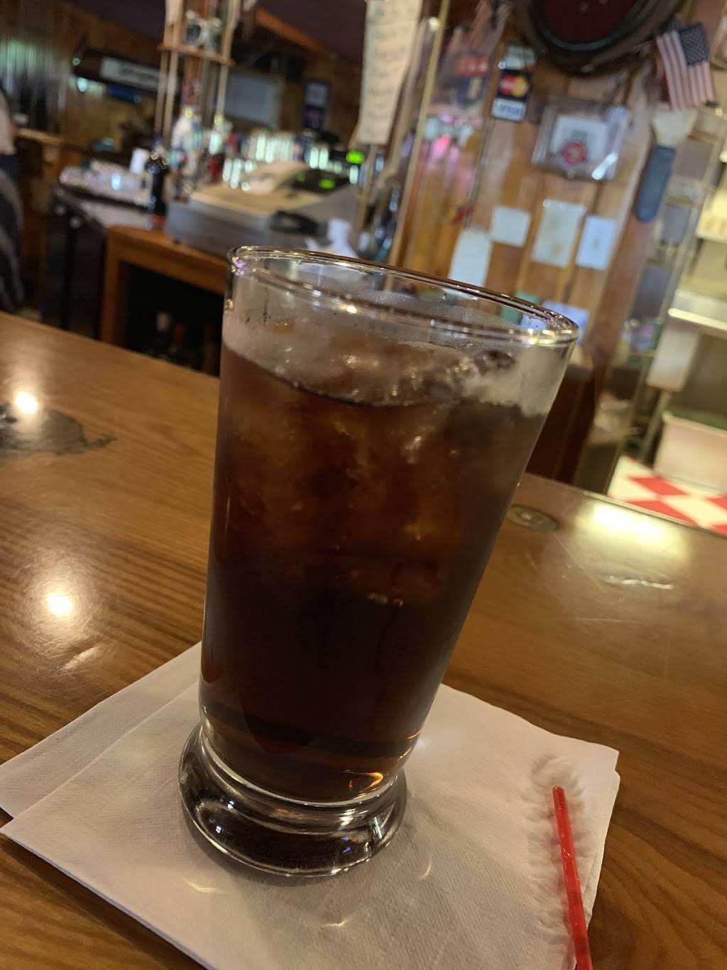 D Hitchin Post Bar & Restaurant | restaurant | Main St, Manns Choice, PA 15550, USA | 8146237932 OR +1 814-623-7932