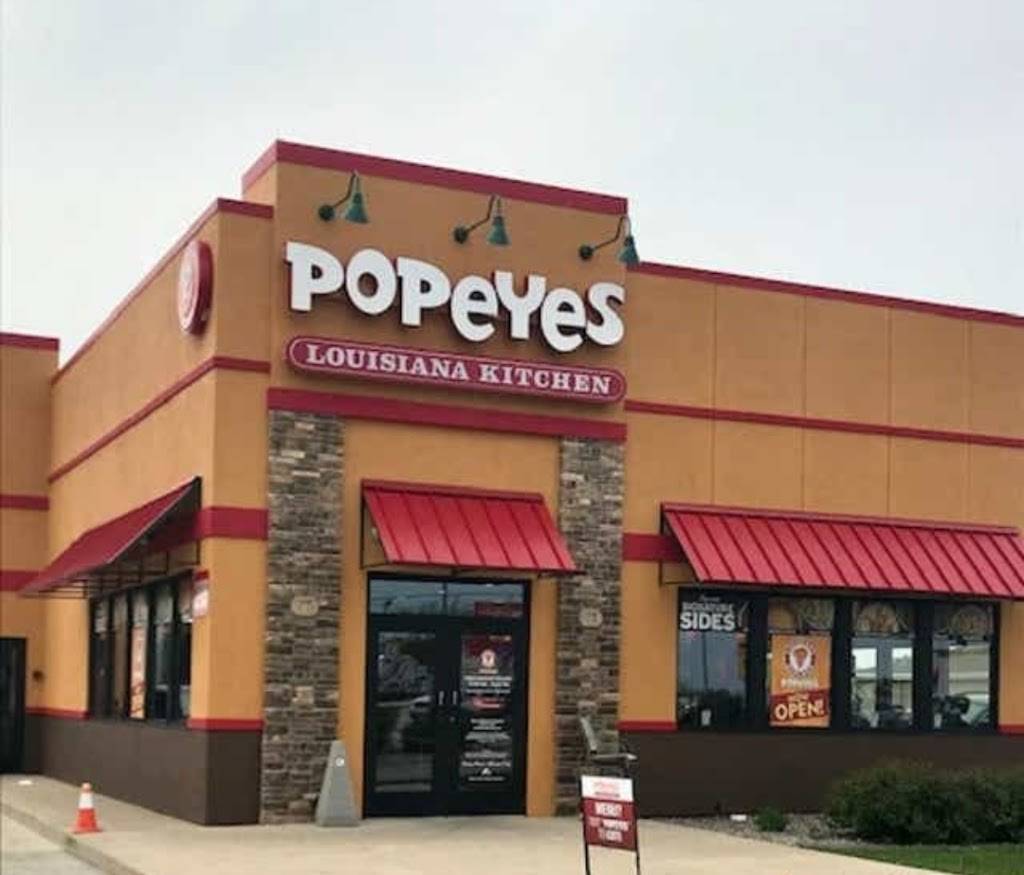 Popeyes Louisiana Kitchen | restaurant | 832 W Johnson St, Fond du Lac, WI 54935, USA | 9202668046 OR +1 920-266-8046