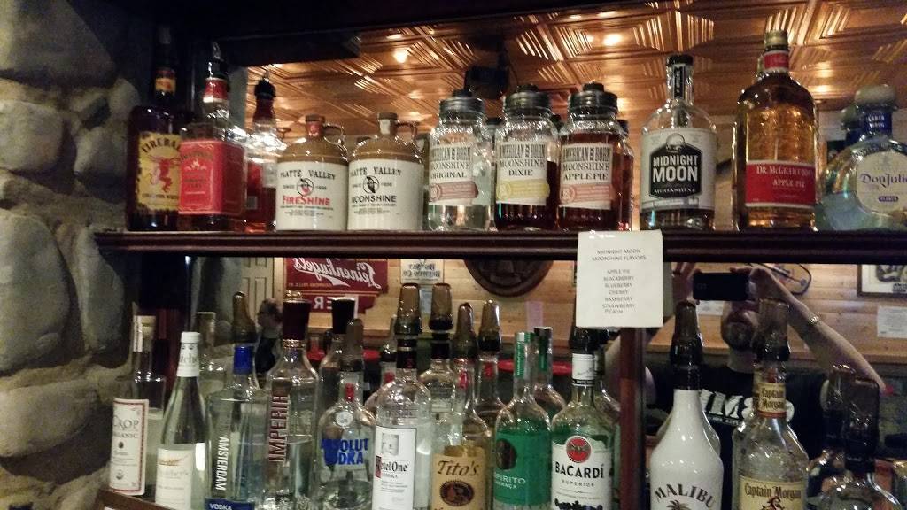 The Cabin at Old Irving | restaurant | 4104 N Pulaski Rd, Chicago, IL 60641, USA | 7734814183 OR +1 773-481-4183