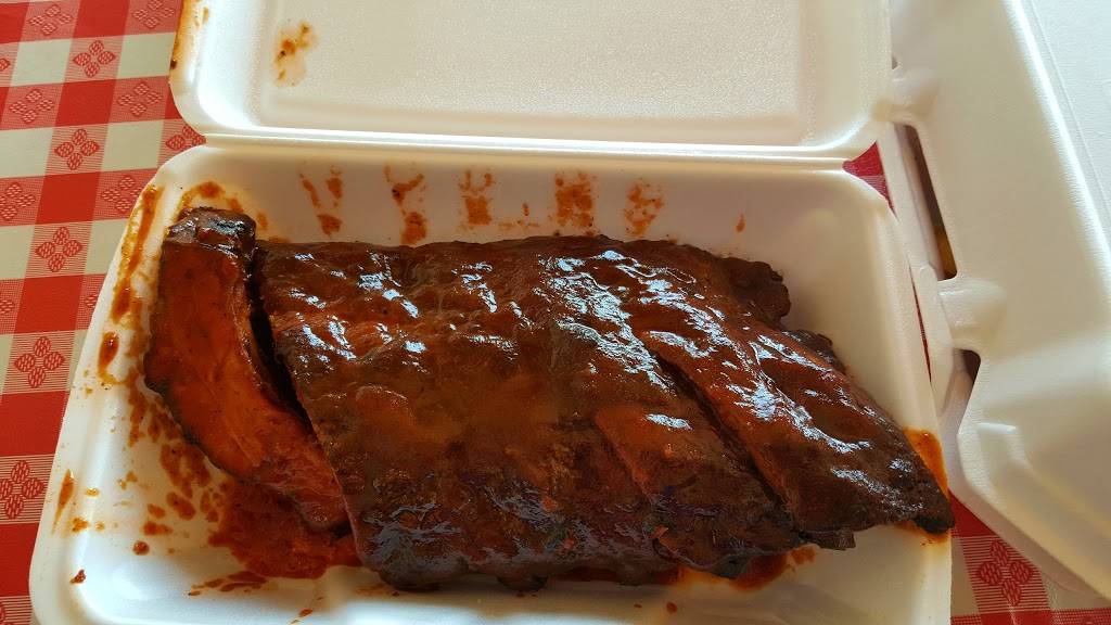 Ropers Ribs | restaurant | 6929 W Florissant Ave, St. Louis, MO 63136, USA | 3143816200 OR +1 314-381-6200