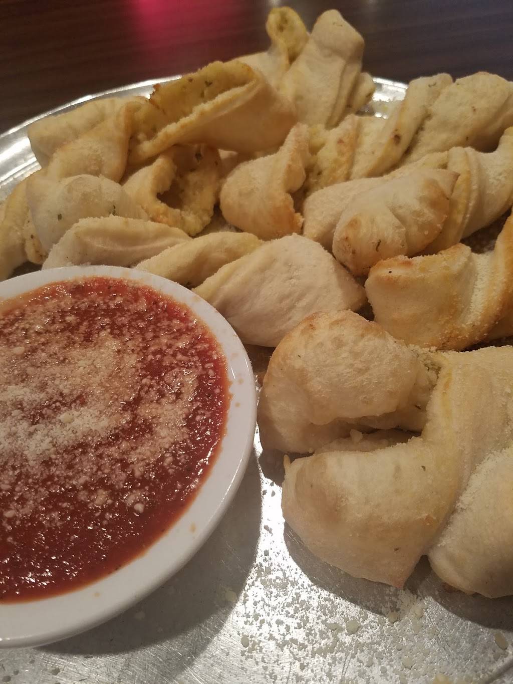 Michaels | Pizza Bar & Restaurant | restaurant | 2612 Sarah St, Pittsburgh, PA 15203, USA | 4123816102 OR +1 412-381-6102