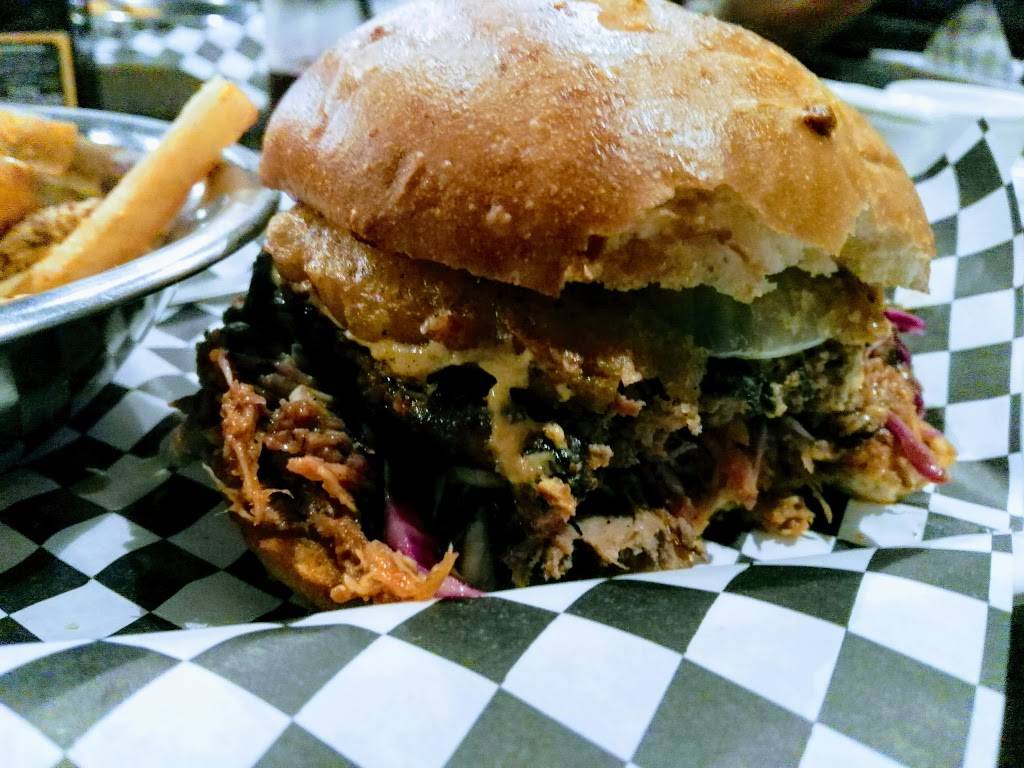 Milnovecientos88 | restaurant | Calle Diez 521, Zona Centro, 22800 Ensenada, B.C., Mexico | 016461740508 OR +52 646 174 0508