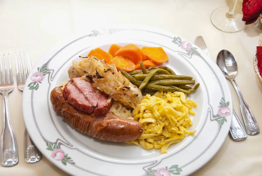 Le Pavillon | restaurant | 45 San Marco Ave, St. Augustine, FL 32084, USA | 9048246202 OR +1 904-824-6202