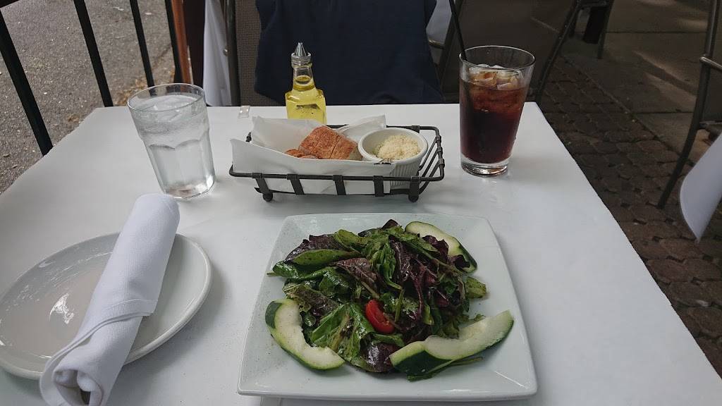 Piazza Bella Trattoria & Osteria | restaurant | 2114 W Roscoe St, Chicago, IL 60618, USA | 7734777330 OR +1 773-477-7330