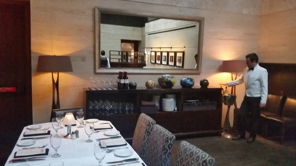 Eddie Vs Prime Seafood | restaurant | 789 W Harbor Dr, San Diego, CA 92101, USA | 6196150281 OR +1 619-615-0281