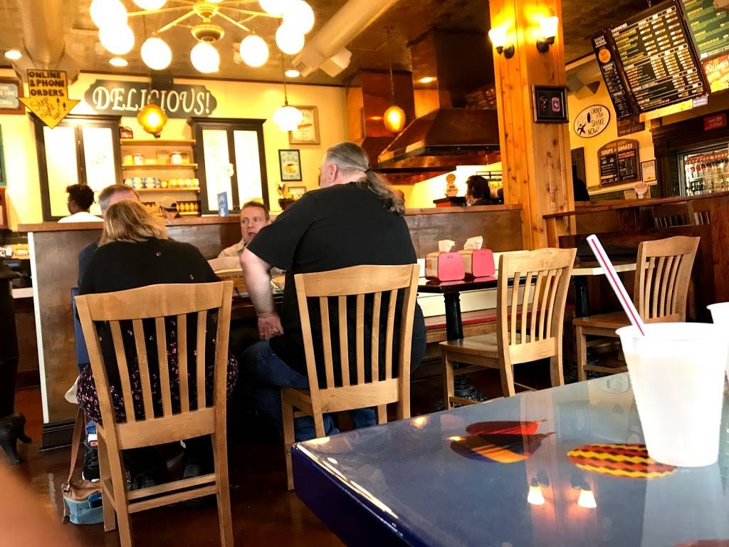 Potbelly Sandwich Shop | restaurant | 601 W 15th St, Plano, TX 75075, USA | 4692419056 OR +1 469-241-9056