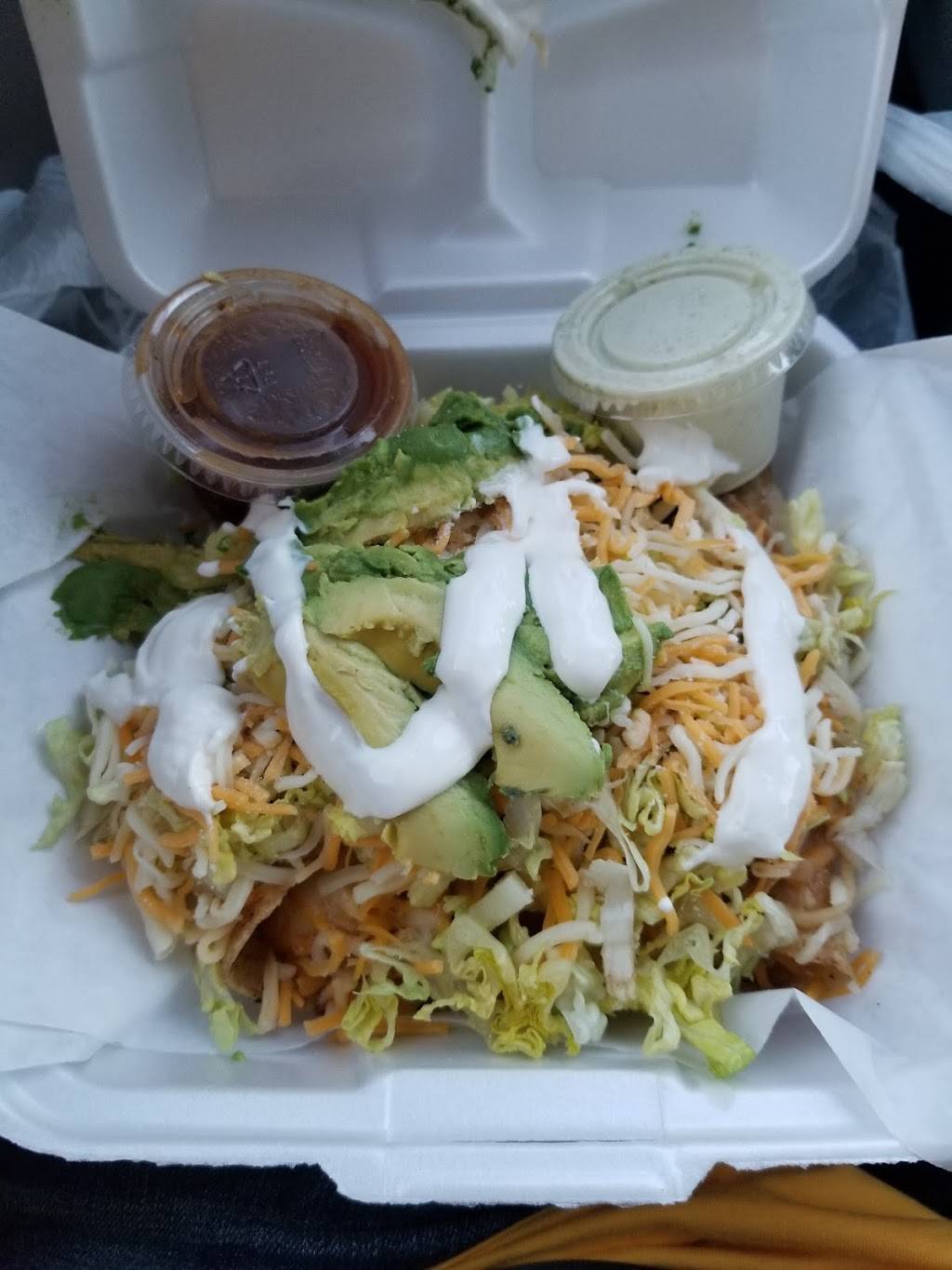 Algo Bien Tortas Botanas | restaurant | 2006 Ocean View Blvd, San Diego, CA 92113, USA | 6194144157 OR +1 619-414-4157