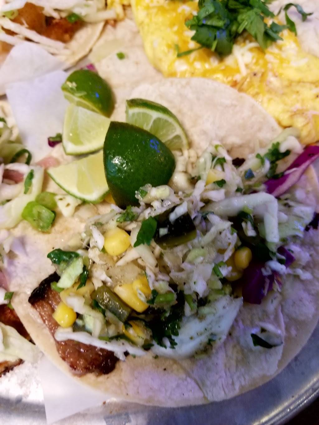 Taqueria El Jefe | restaurant | 11200 W Burleigh St, Wauwatosa, WI 53222, USA | 4148376295 OR +1 414-837-6295