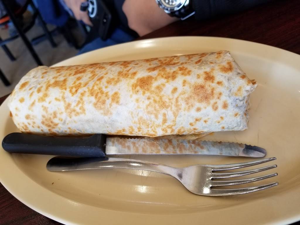 Cucos Burrito Express | restaurant | 374 Northwest Hwy, Cary, IL 60013, USA | 8478294930 OR +1 847-829-4930