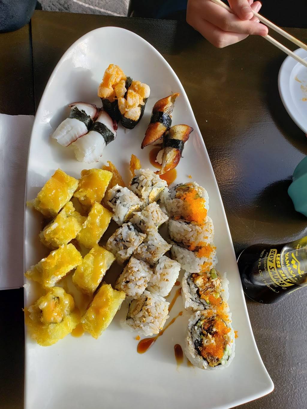 Sushi Fire | restaurant | 1723 E Huntington Dr, Duarte, CA 91010, USA | 6269321240 OR +1 626-932-1240