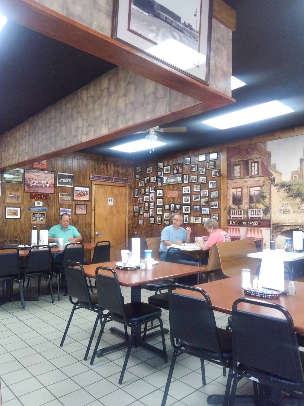 Friends Cafe | restaurant | 351 N Main St, Woodruff, SC 29388, USA | 8644765522 OR +1 864-476-5522