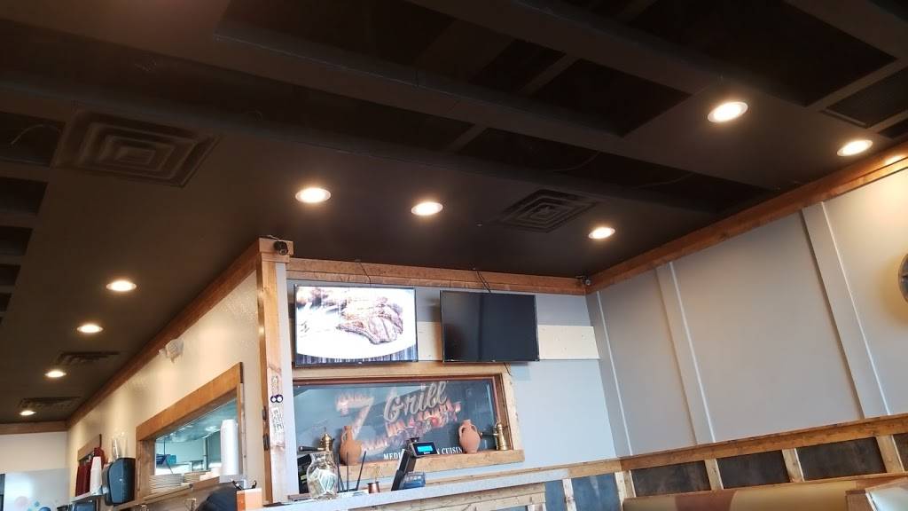Z Grill | restaurant | 27470 Schoolcraft, Livonia, MI 48150, USA | 7347435541 OR +1 734-743-5541