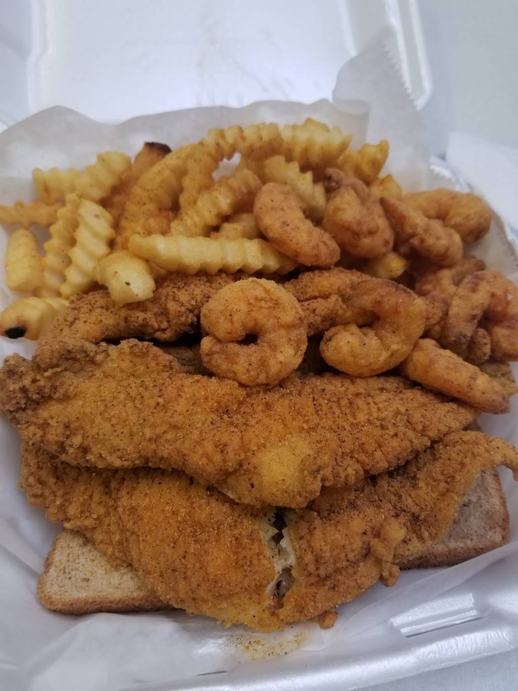 Catfish Xpress | restaurant | 75237 SW Center Mall, Dallas, TX 75237, USA | 9725721985 OR +1 972-572-1985