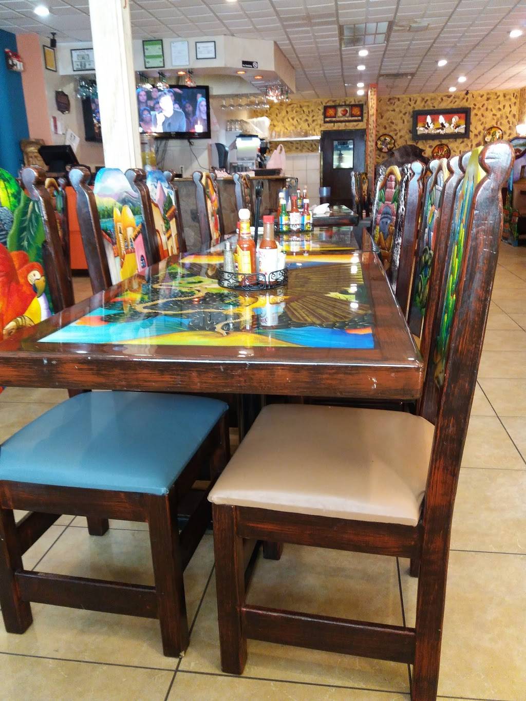 Los Tres Hermanos | restaurant | 31 N Wisconsin St, Elkhorn, WI 53121, USA | 2623791658 OR +1 262-379-1658