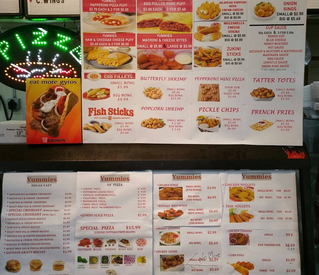 Yummies Pizza & Gyros | restaurant | 8049 FL-48, Yalaha, FL 34797, USA | 3523242102 OR +1 352-324-2102