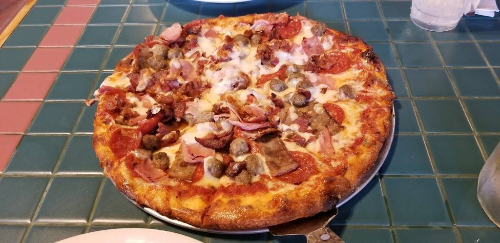 Bambino Pizza | restaurant | 2028 Bayshore Blvd, Dunedin, FL 34698, USA | 7277345555 OR +1 727-734-5555