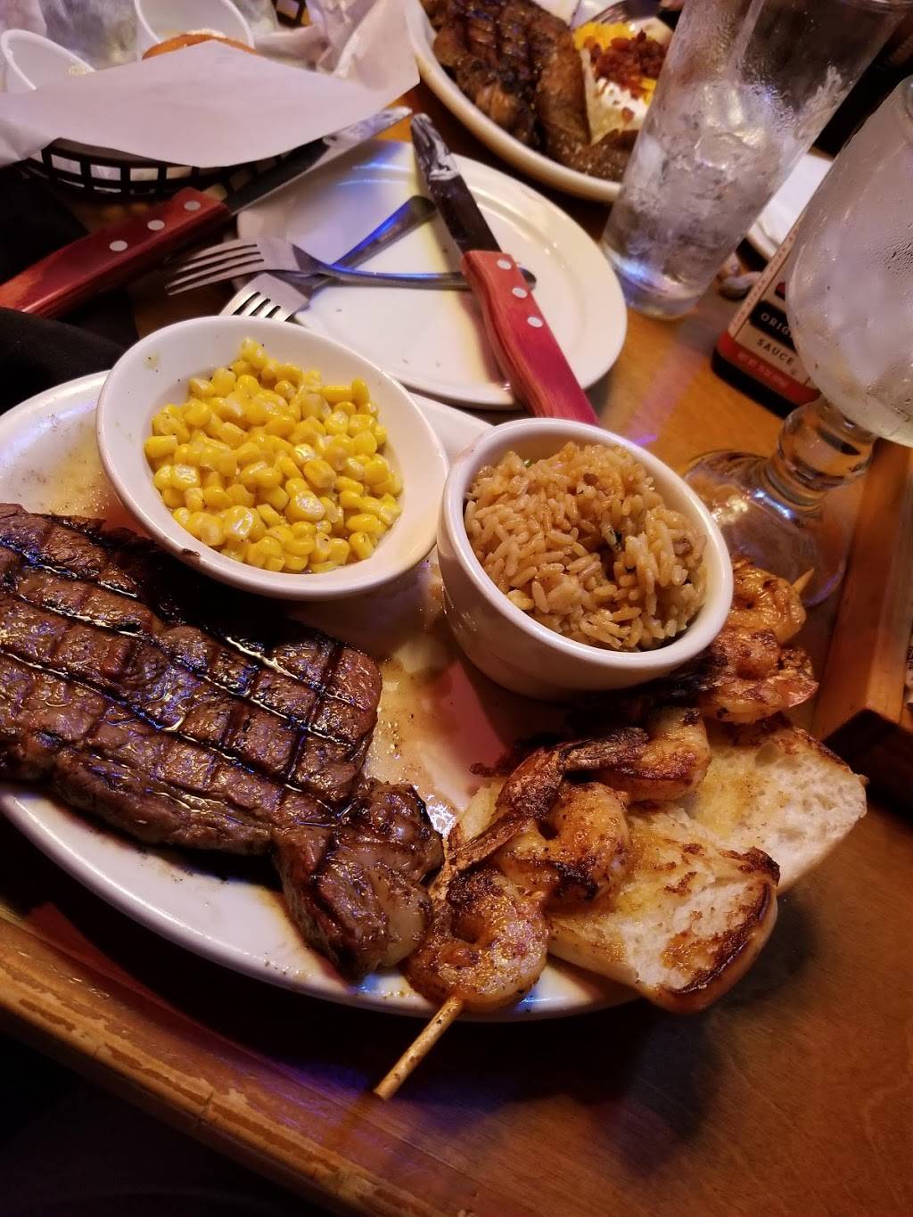 Texas Roadhouse | restaurant | 7525 Eastchase Pkwy, Montgomery, AL 36117, USA | 3343967774 OR +1 334-396-7774