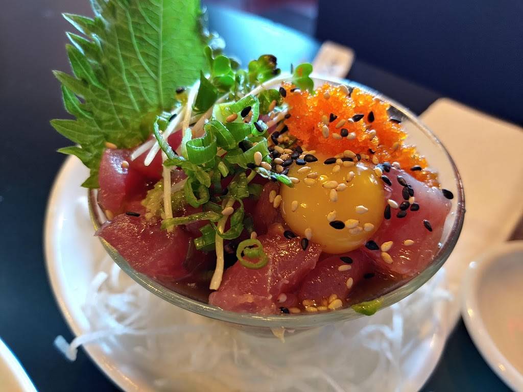 SUSHI KOI | restaurant | 4 N Euclid Ave, St. Louis, MO 63108, USA | 3143672209 OR +1 314-367-2209