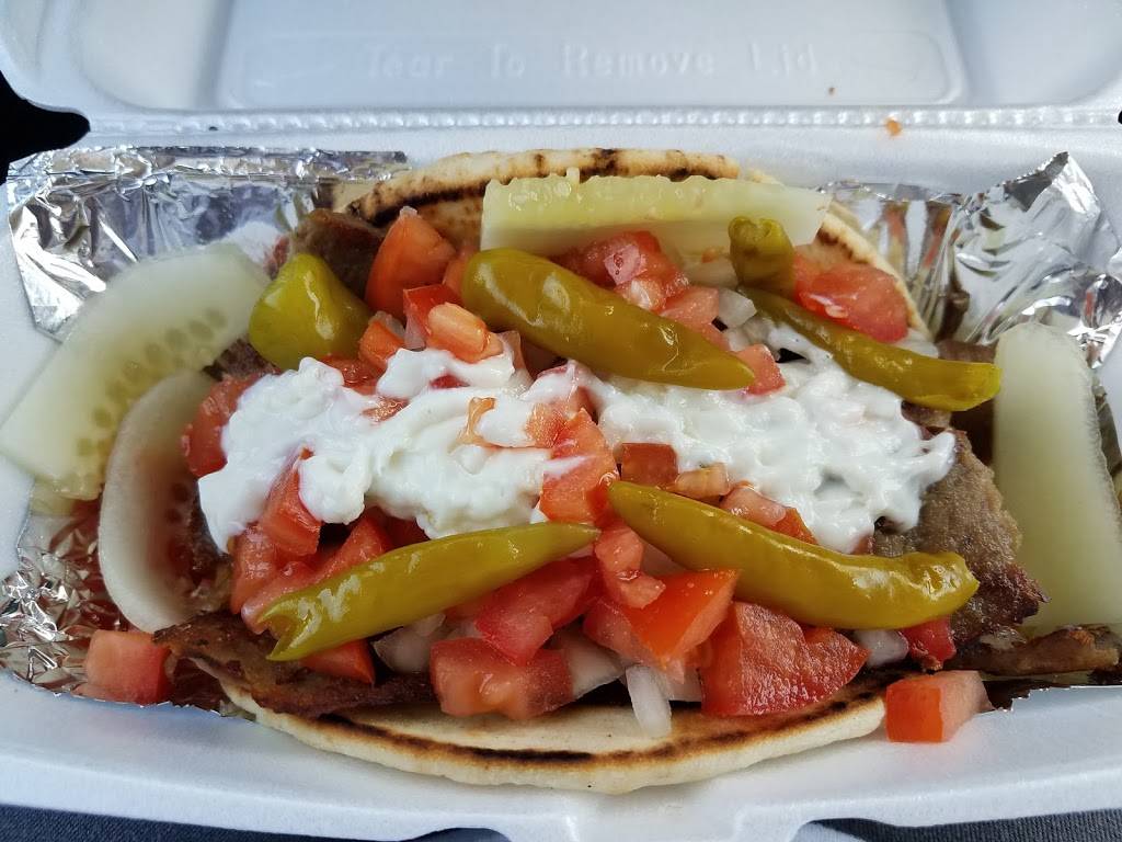 Bugsys Chicago Dog | restaurant | 311 Broadway St, Mt Vernon, IL 62864, USA | 6182423647 OR +1 618-242-3647