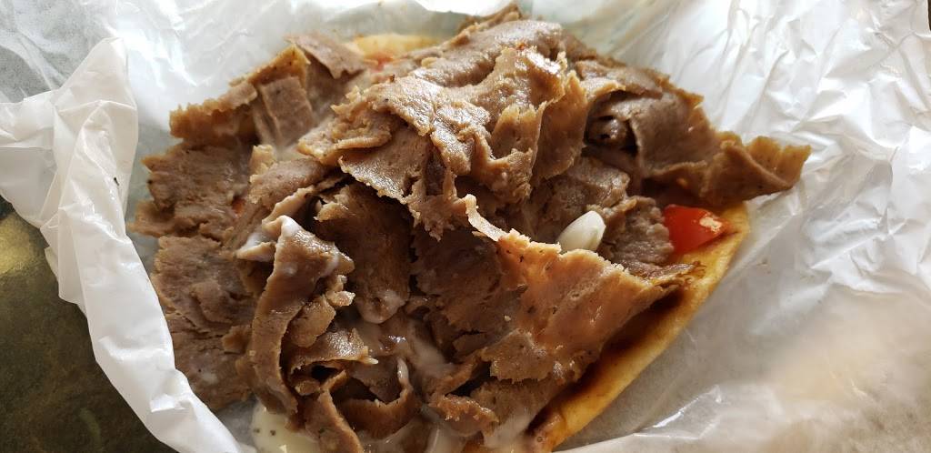 Olympic Gyros | restaurant | 205 W 53rd St, Davenport, IA 52806, USA | 5633860261 OR +1 563-386-0261