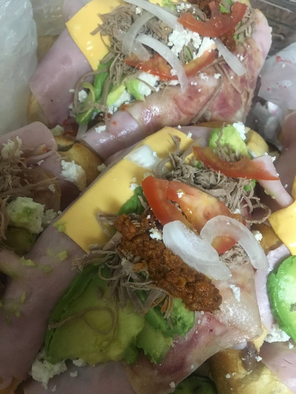 Tortas De La Barda Tampico Austin TX | restaurant | 10601 N Lamar Blvd, Austin, TX 78753, USA | 5123175257 OR +1 512-317-5257