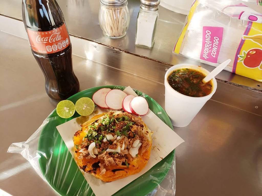 Birria La Señora Guera | restaurant | Plutarco Elías Calles 1335, Amp Mazatlan, 22710 Rosarito, B.C., Mexico | 016618507204 OR +52 661 850 7204