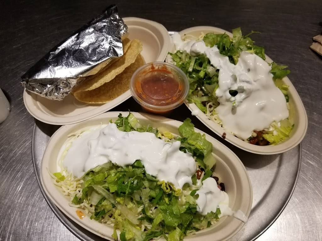 Chipotle Mexican Grill | restaurant | 5855 20th St Unit 101, Vero Beach, FL 32966, USA | 7729070635 OR +1 772-907-0635