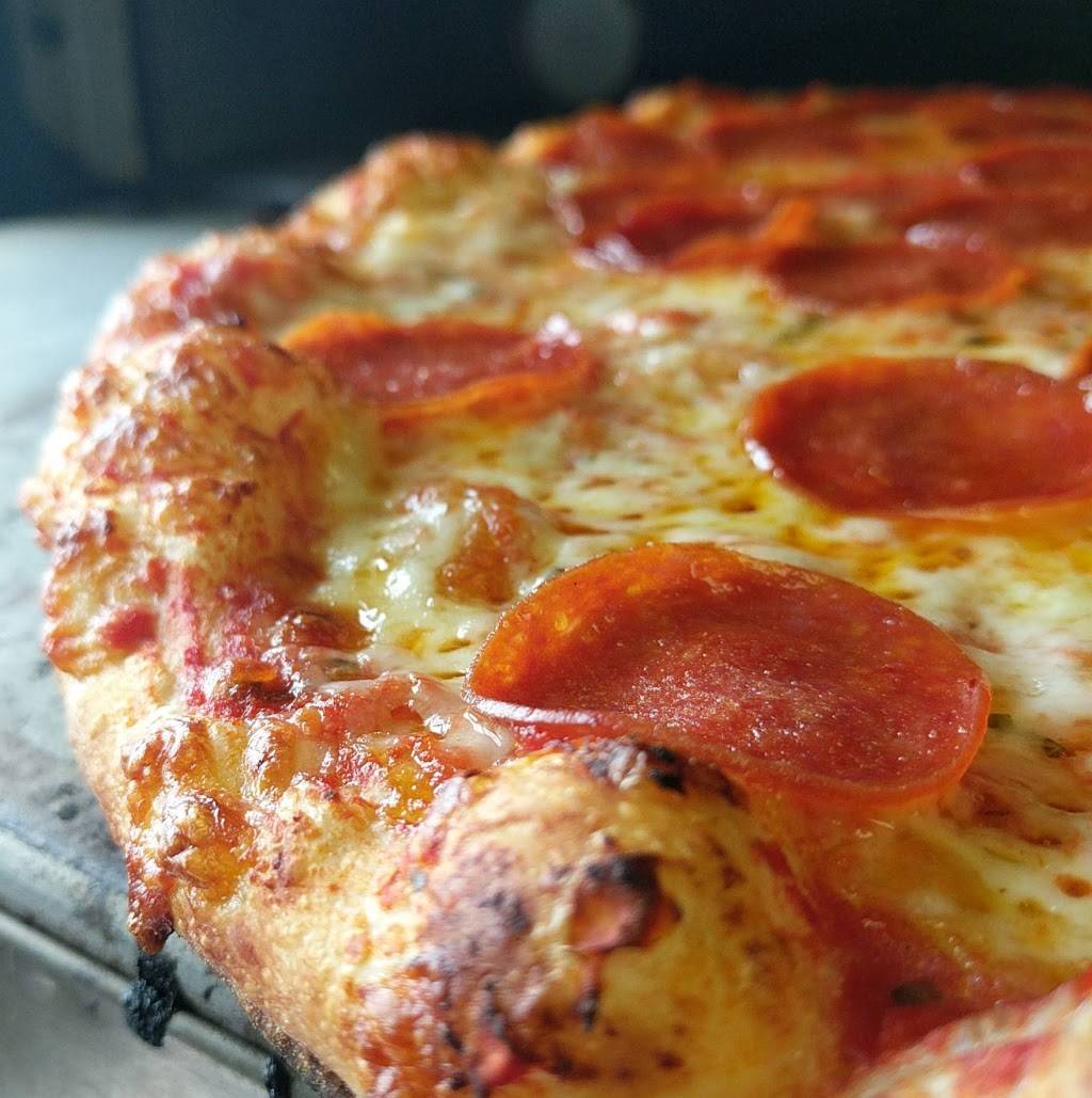 Matunuck Pizza Pie Co. | restaurant | 920 Matunuck Beach Rd, South Kingstown, RI 02879, USA | 4017924977 OR +1 401-792-4977